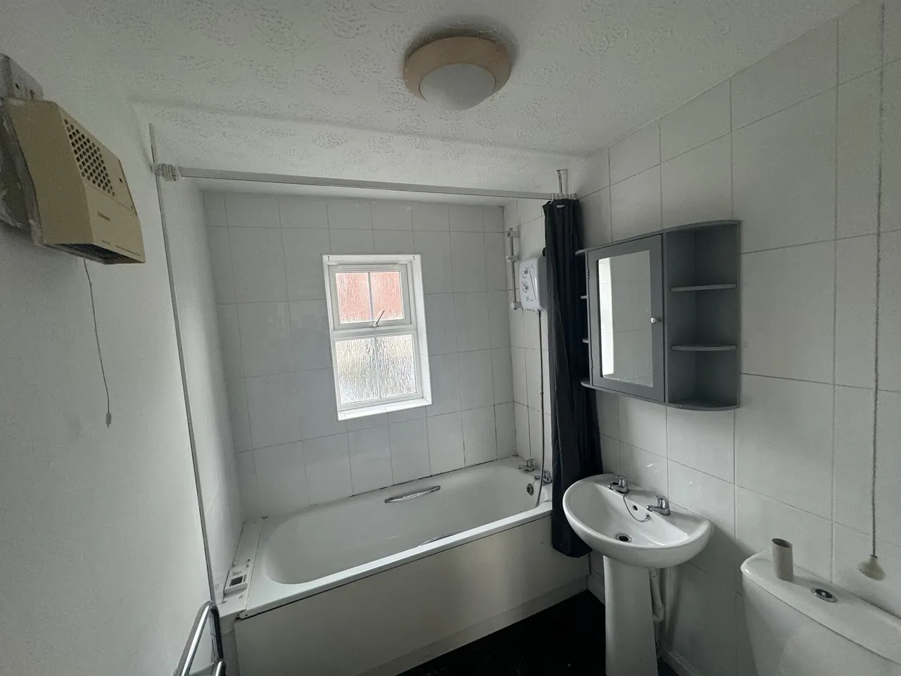 Hunters Court, Kirkby in Ashfield, NG17, photo 8