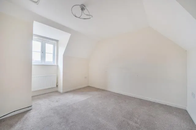 Petronel Road, Aylesbury, HP19, photo 17