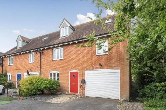 Petronel Road, Aylesbury, HP19, photo 24