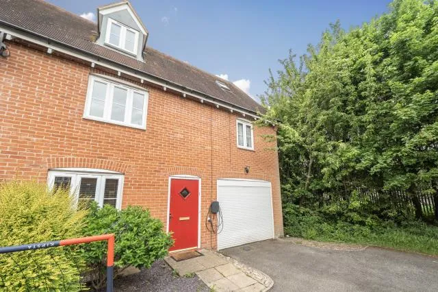 Petronel Road, Aylesbury, HP19, photo 23