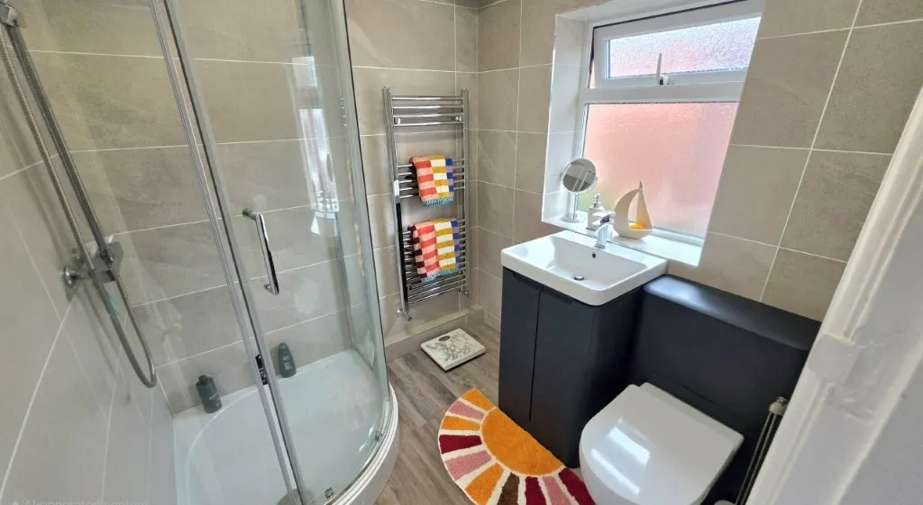 Milton Road, Audenshaw, M34, photo 17