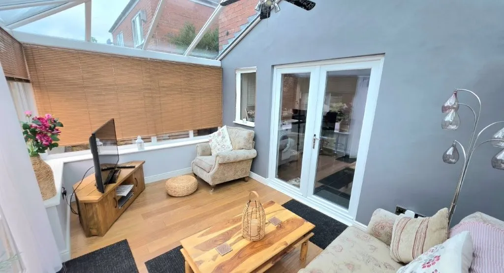 Milton Road, Audenshaw, M34, photo 10