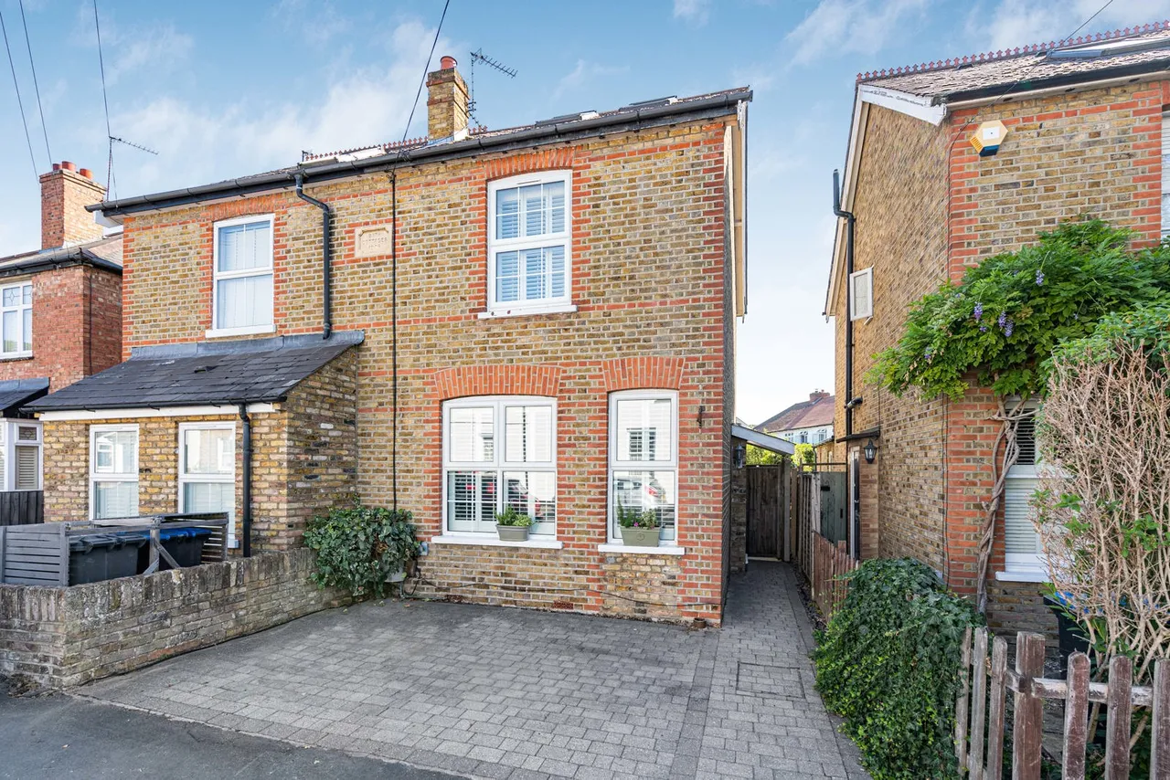Harvest Road, Englefield Green, TW20, photo 41