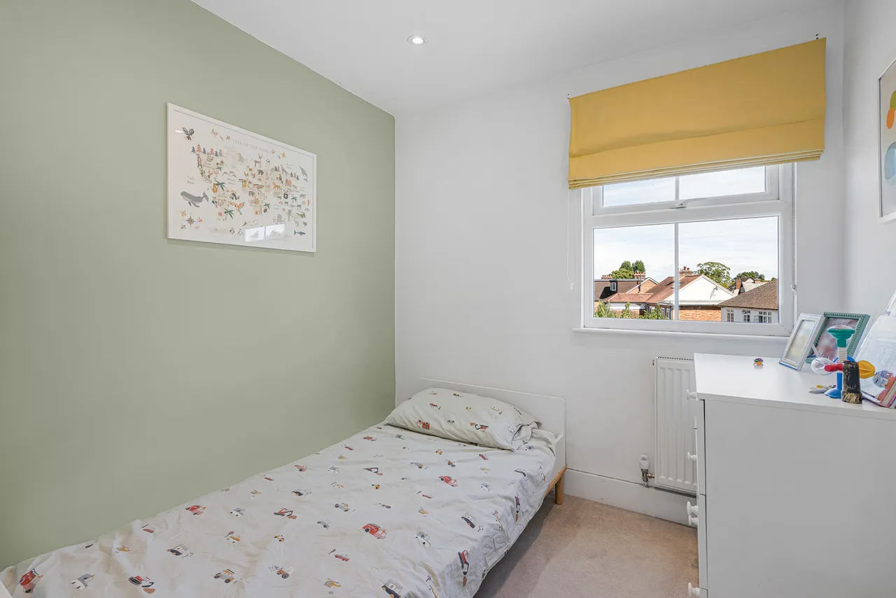 Harvest Road, Englefield Green, TW20, photo 29