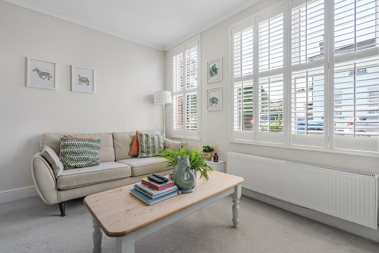 Harvest Road, Englefield Green, TW20, photo 12