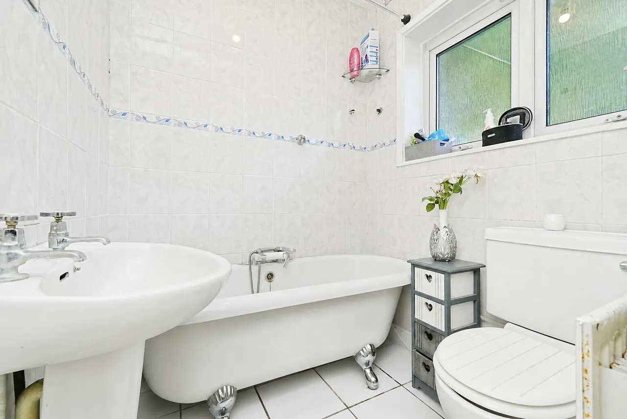 Downham Way, Bromley, BR1, photo 11