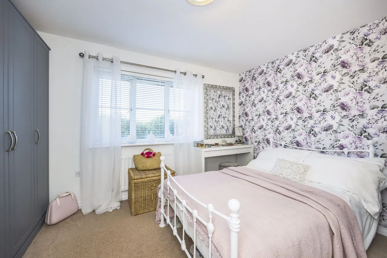 Pinewood Place, Dartford, photo 7