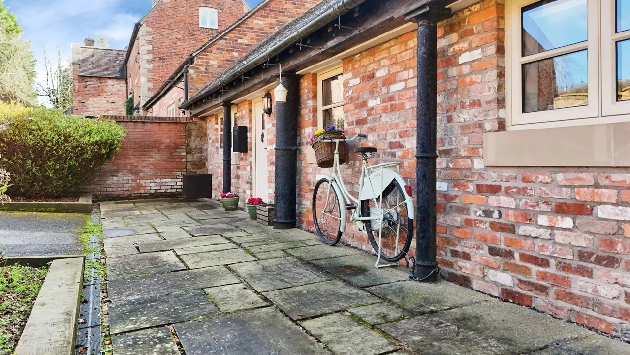 The Coach House, Stirchley Grange, Stirchley Road TF3 1AB, photo 17