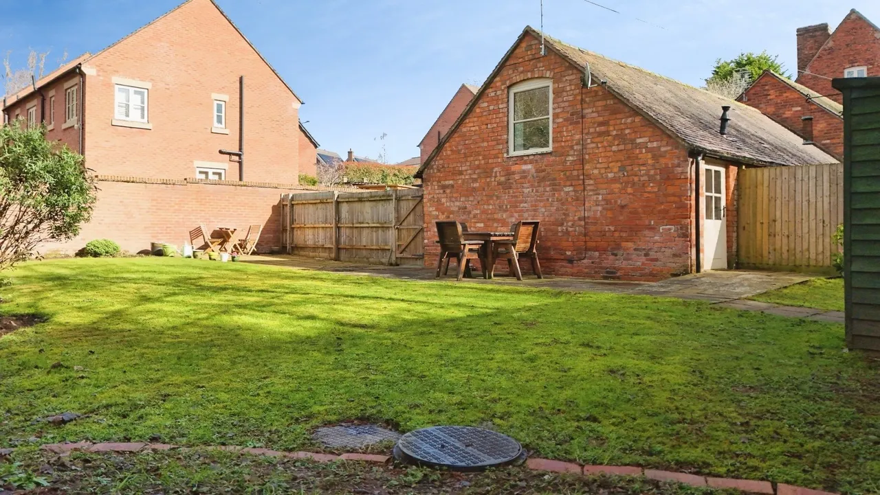 The Coach House, Stirchley Grange, Stirchley Road TF3 1AB, photo 14