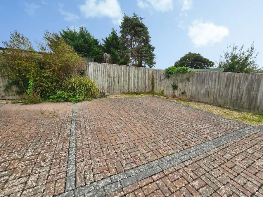 Silcombe Lane, Freshwater, PO40, photo 15