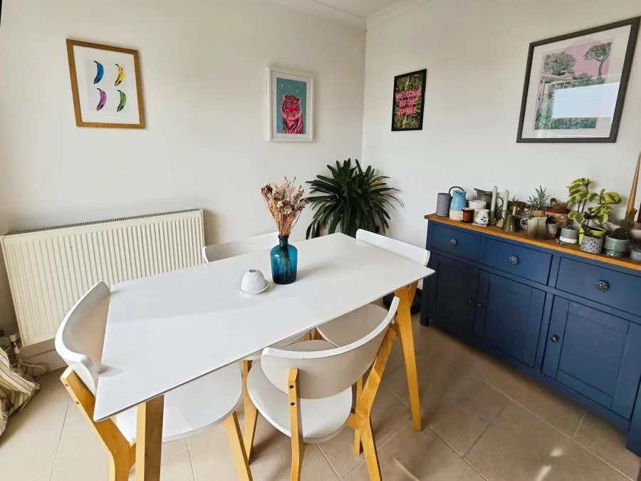 Silcombe Lane, Freshwater, PO40, photo 4