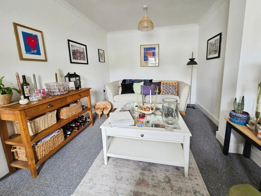 Silcombe Lane, Freshwater, PO40, photo 6