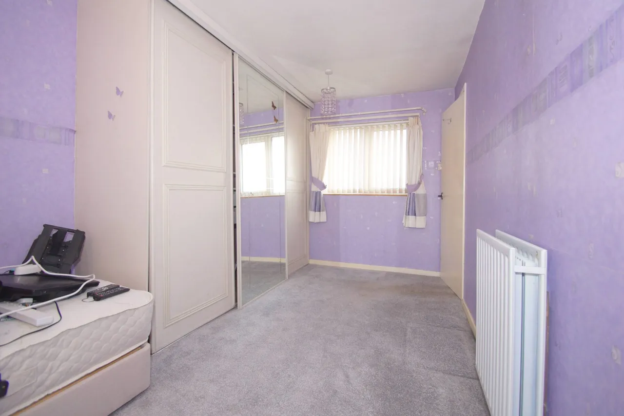 Henderson Drive, Dartford, photo 10