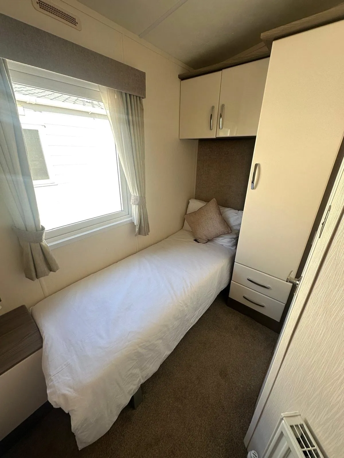 Delta Cambridge, Lakeside Holiday Park, PO20, photo 11