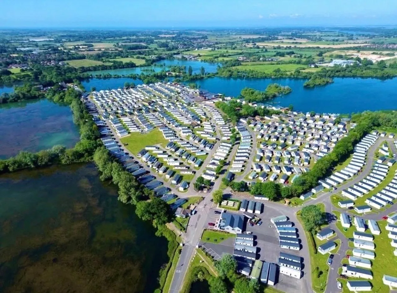 Delta Cambridge, Lakeside Holiday Park, PO20, photo 13
