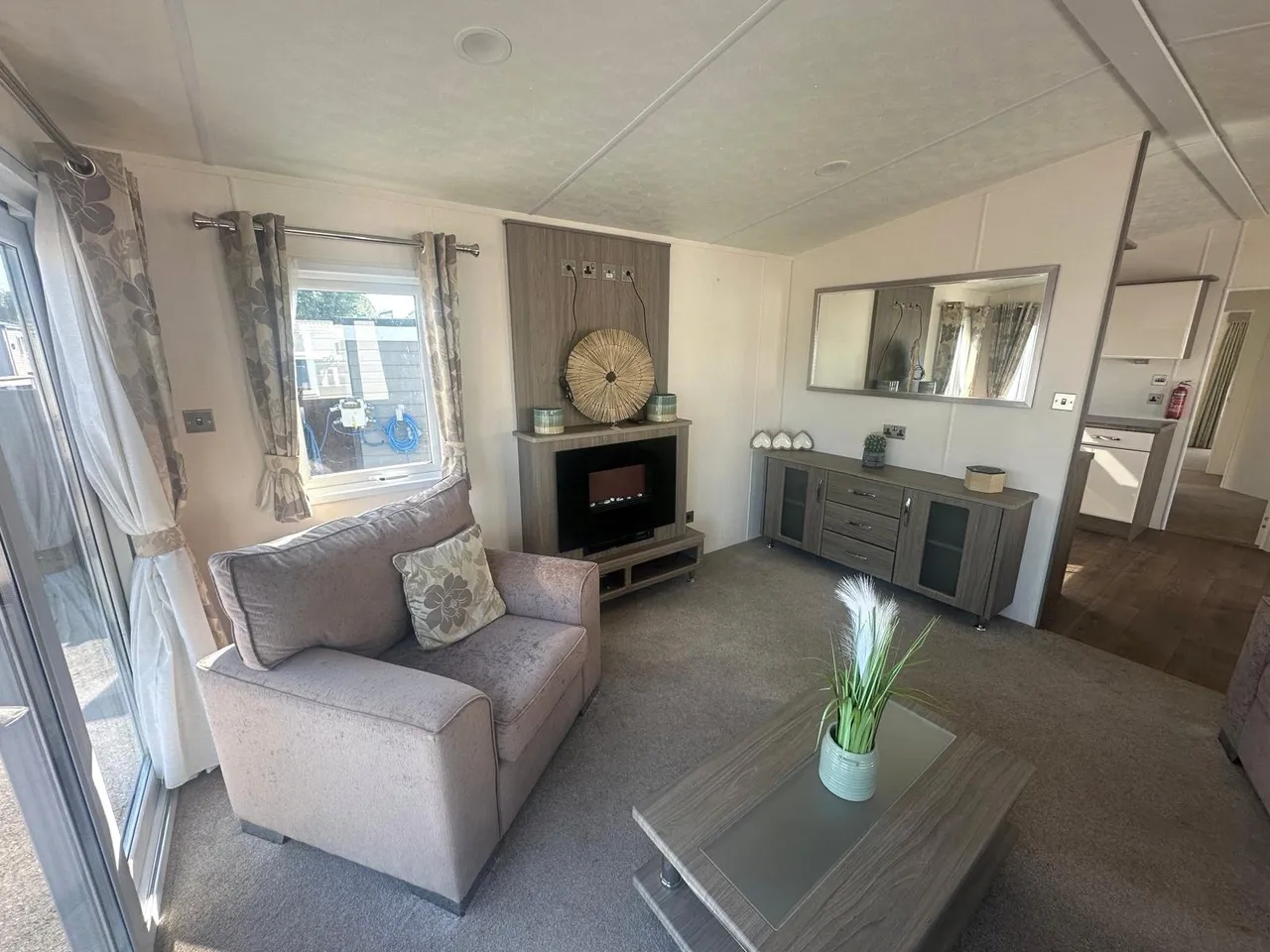 Delta Cambridge, Lakeside Holiday Park, PO20, photo 7