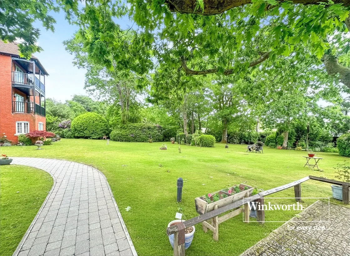 Whincroft Close, Ferndown, Dorset, BH22, photo 7