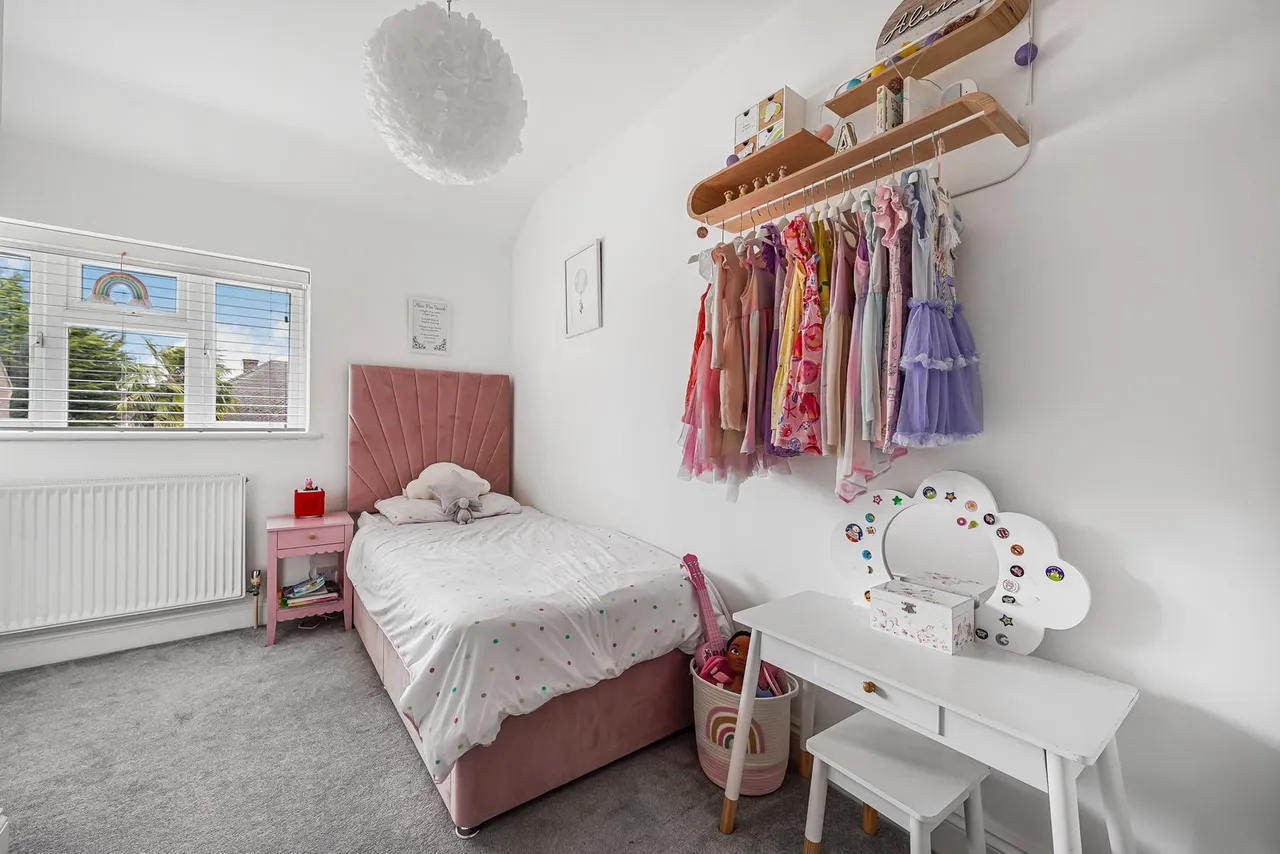 Whitehills Road, Loughton, IG10, photo 17