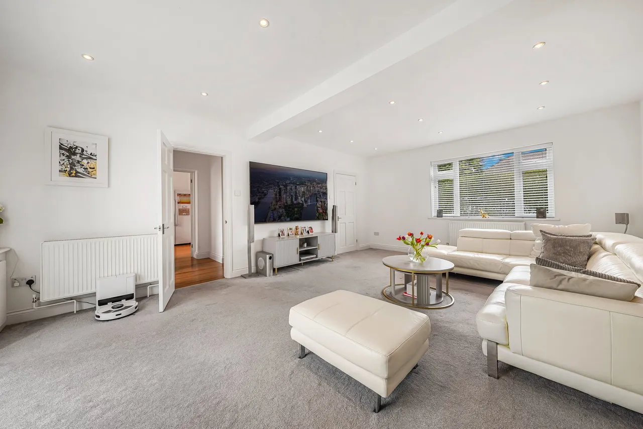 Whitehills Road, Loughton, IG10, photo 7