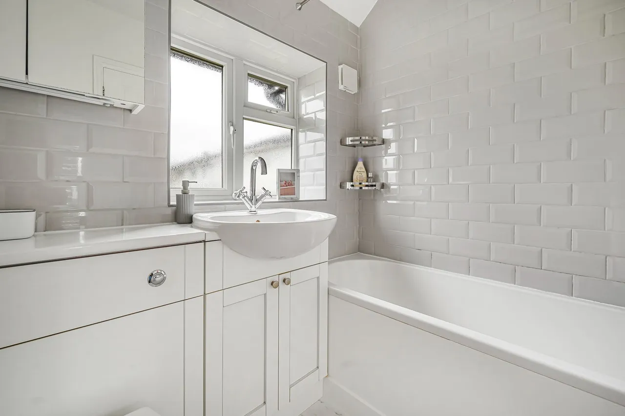 Whitehills Road, Loughton, IG10, photo 20