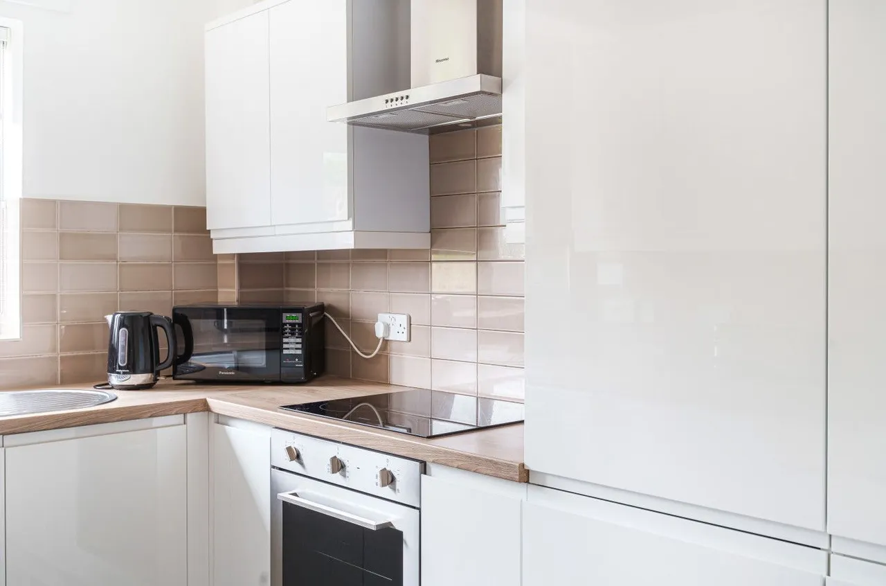 School Lane, Collingham, LS22, photo 13