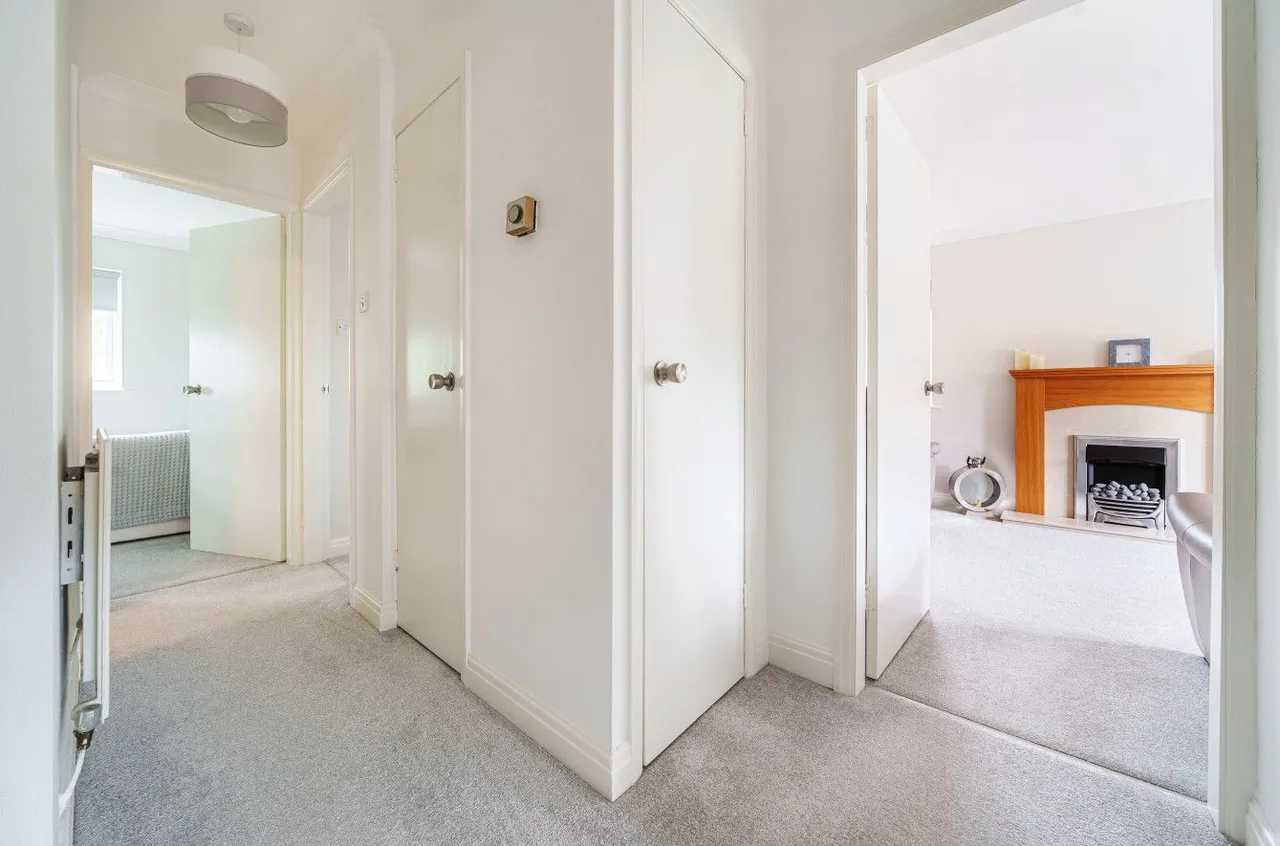 School Lane, Collingham, LS22, photo 7