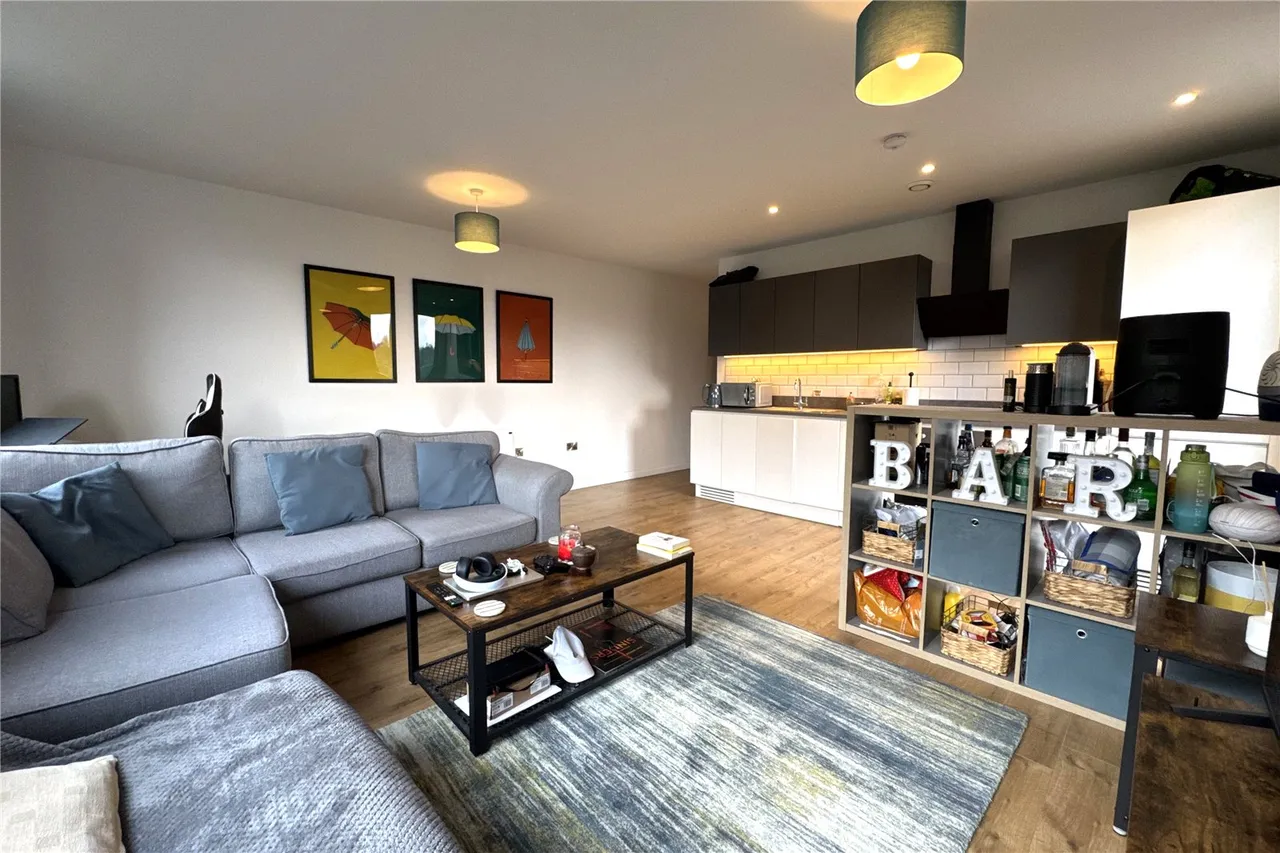 Farnborough Road, Farnborough, Hampshire, GU14 7TQ, photo 5