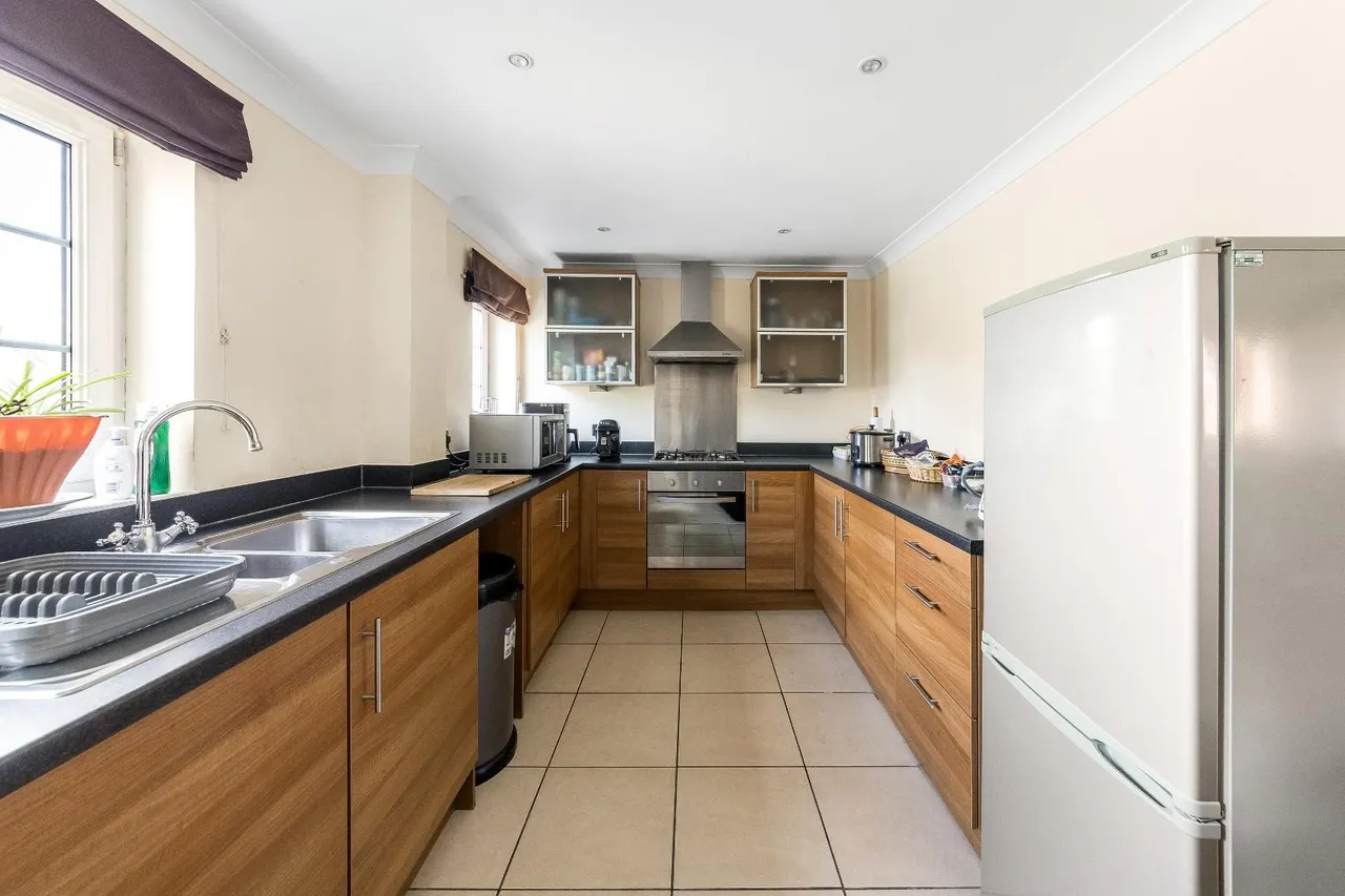 Bowood Court, Kidlington, photo 2