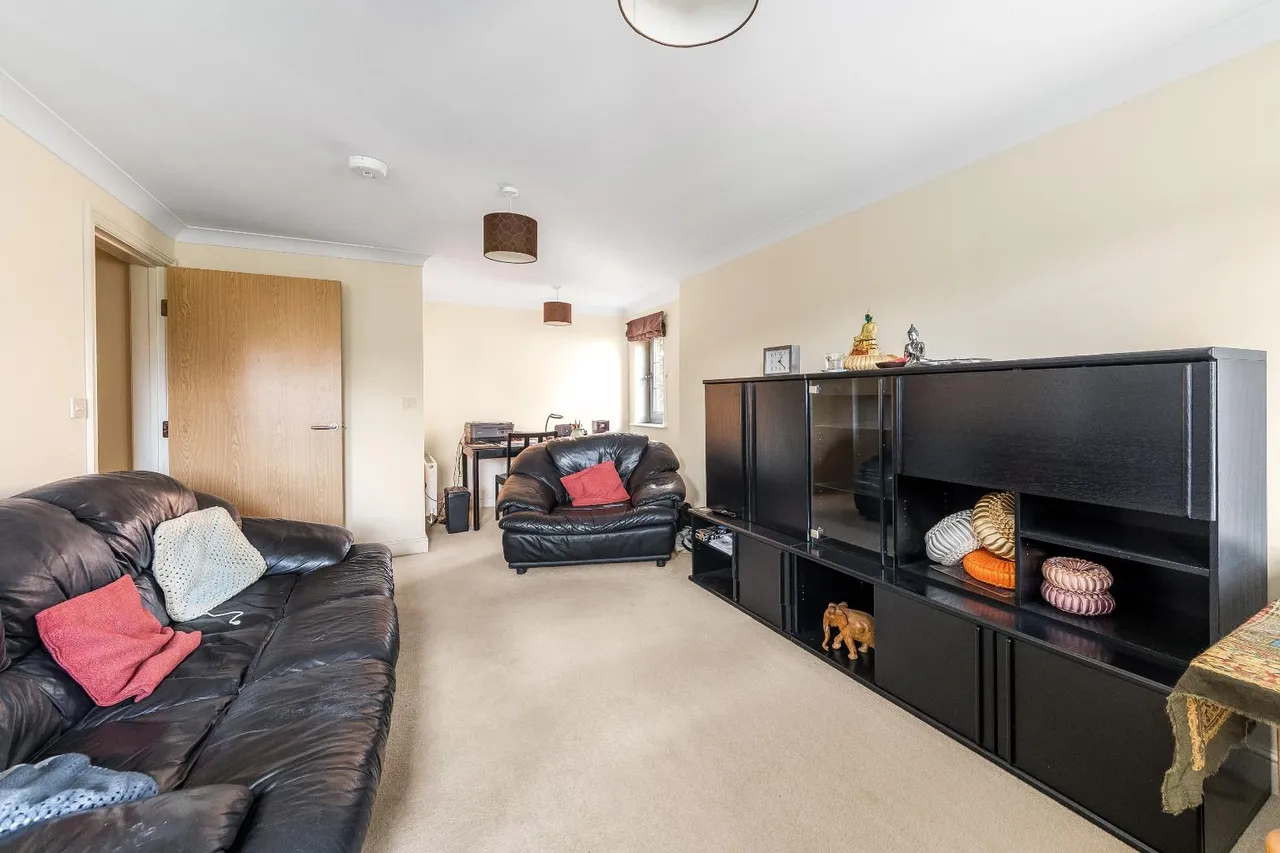 Bowood Court, Kidlington, photo 6