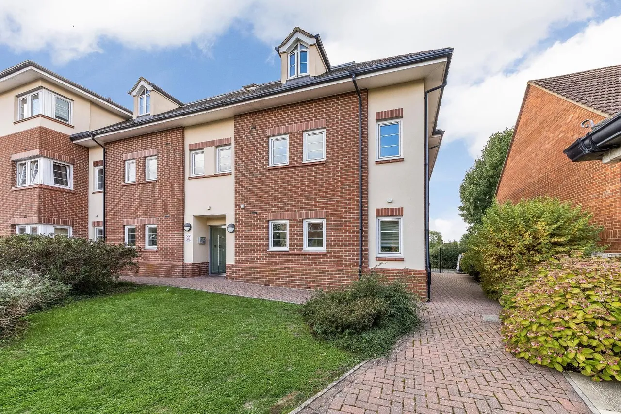 Bowood Court, Kidlington, photo 12