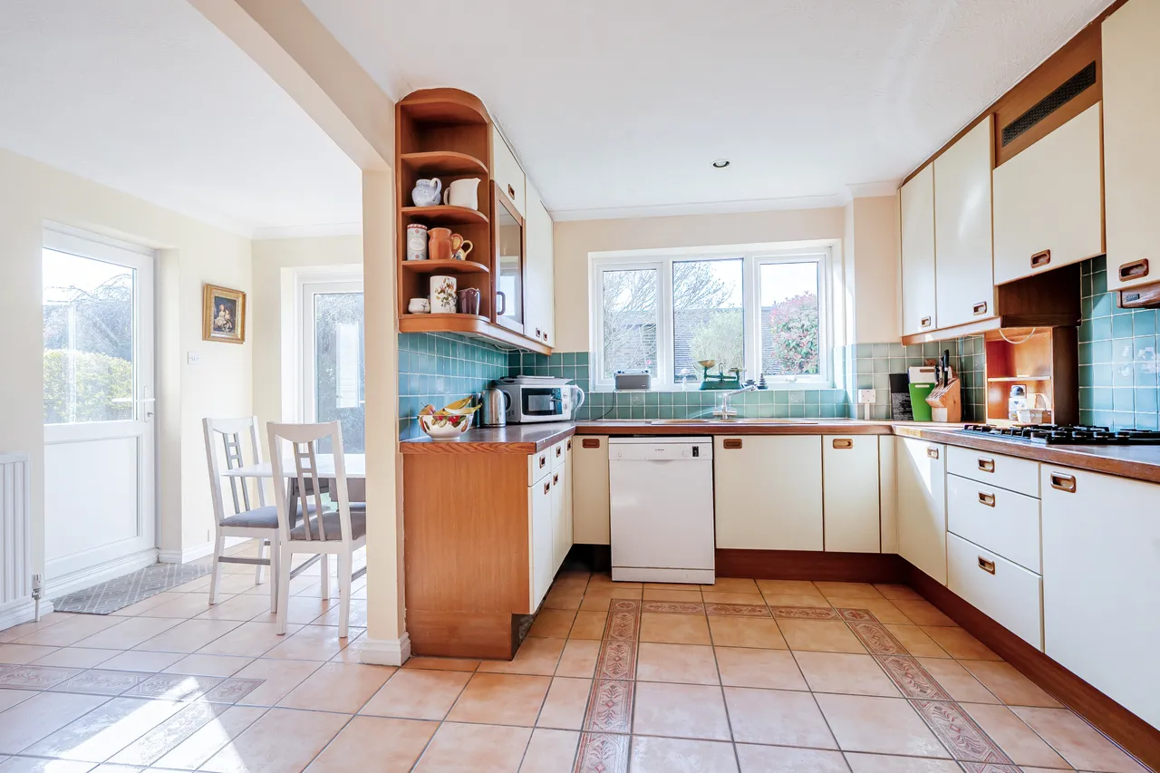 Plainwood Close, Chichester, PO19, photo 2