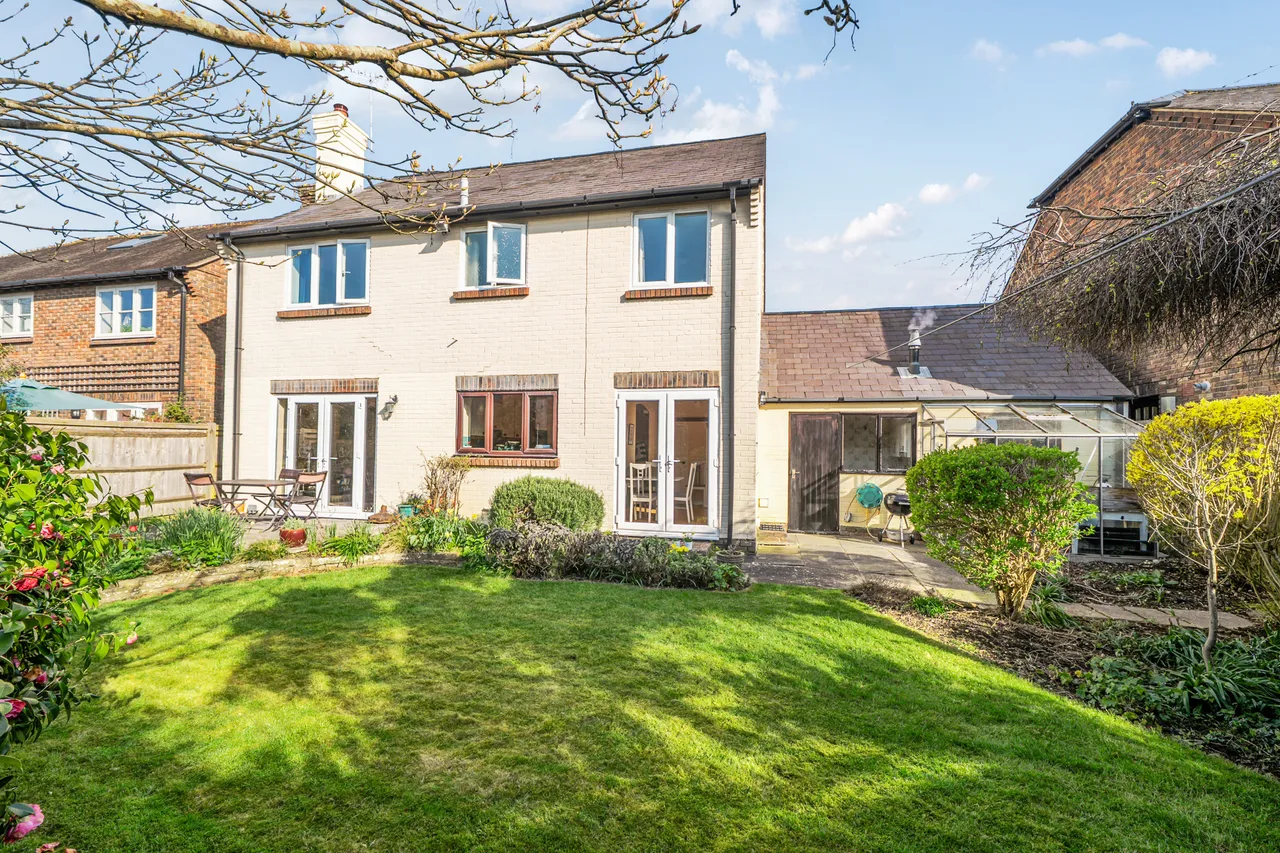 Plainwood Close, Chichester, PO19, photo 11