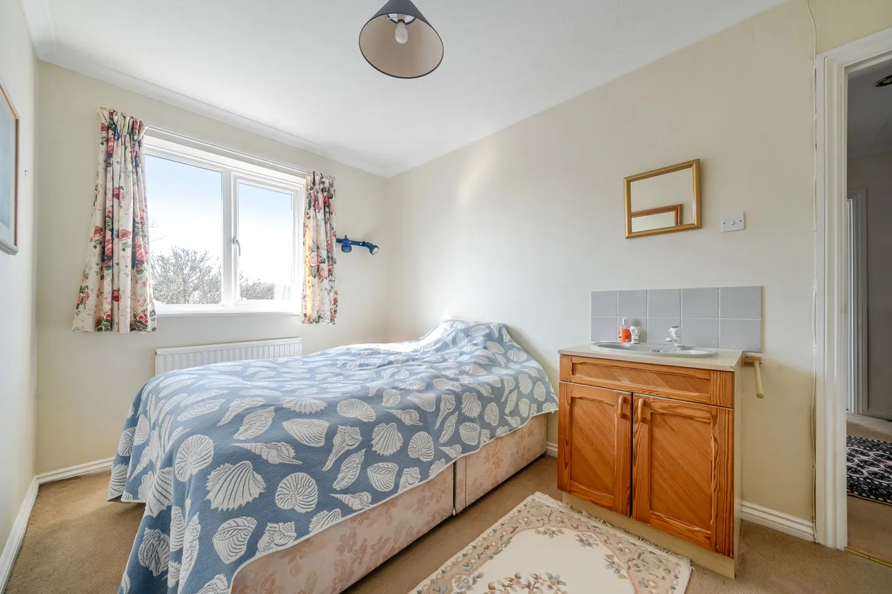 Plainwood Close, Chichester, PO19, photo 7