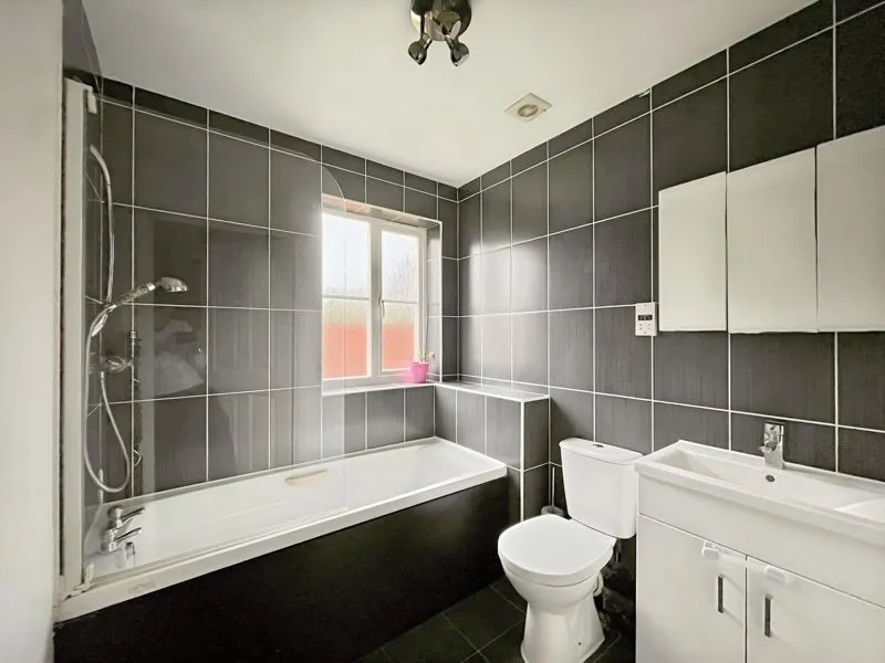 Lodysons Close, Orsett, RM16, photo 8