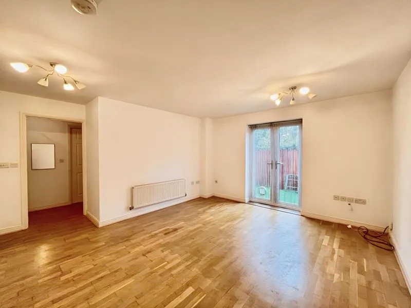 Lodysons Close, Orsett, RM16, photo 3