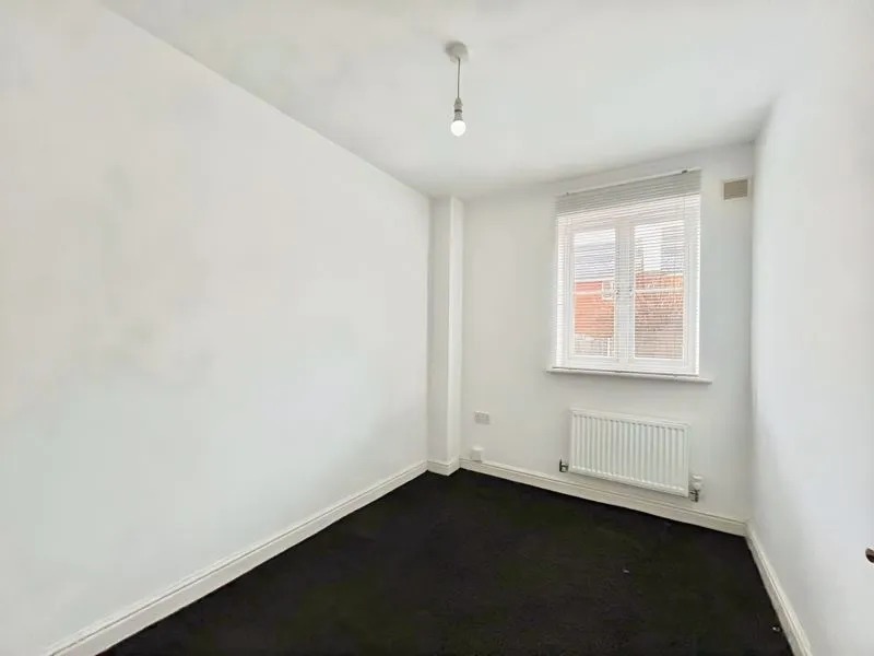 Lodysons Close, Orsett, RM16, photo 10