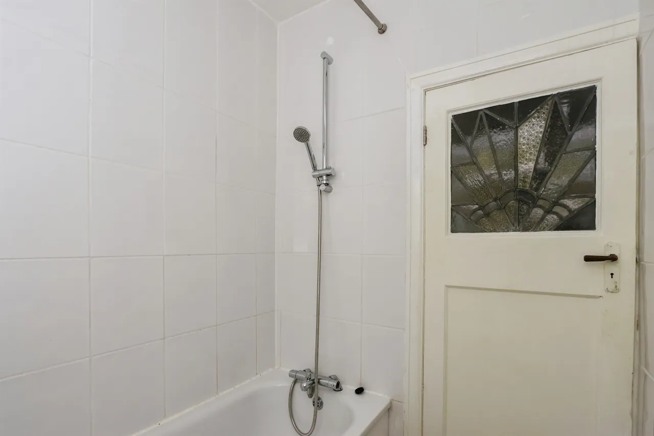 Christchurch Road, Bournemouth, photo 7
