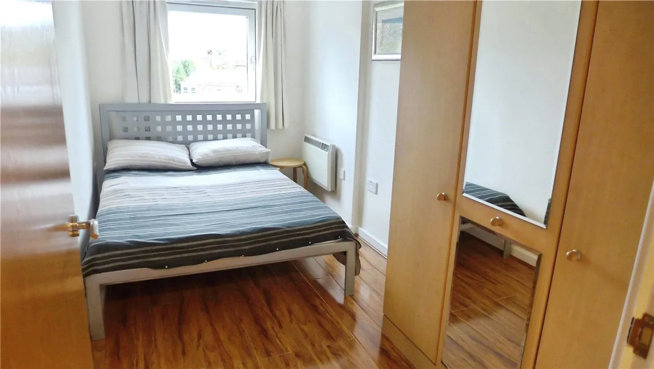 Manor House Drive, Coventry, CV1, photo 9