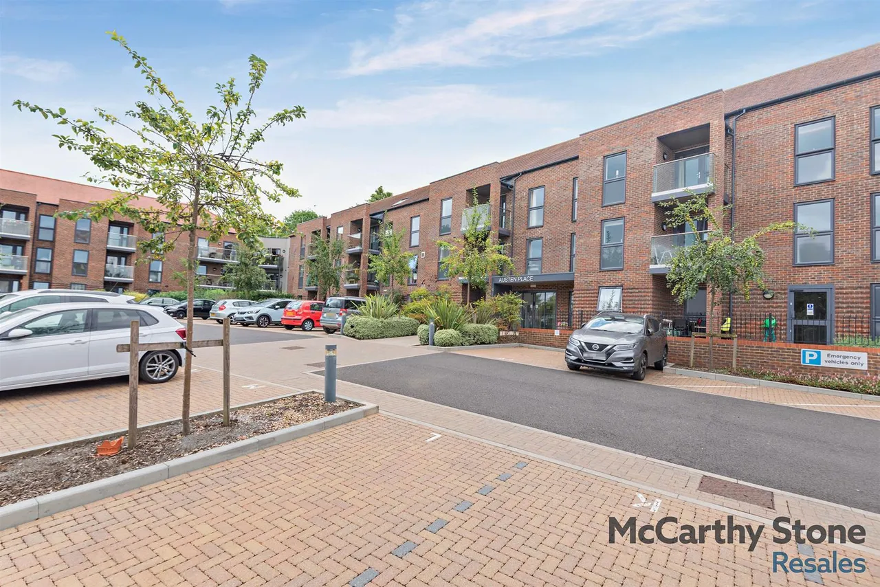 Lower Turk Street, Alton, GU34, photo 16