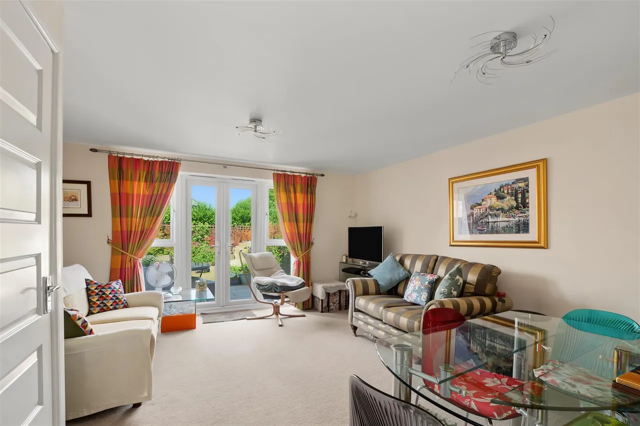Perkins Way, Chilwell, NG9, photo 2