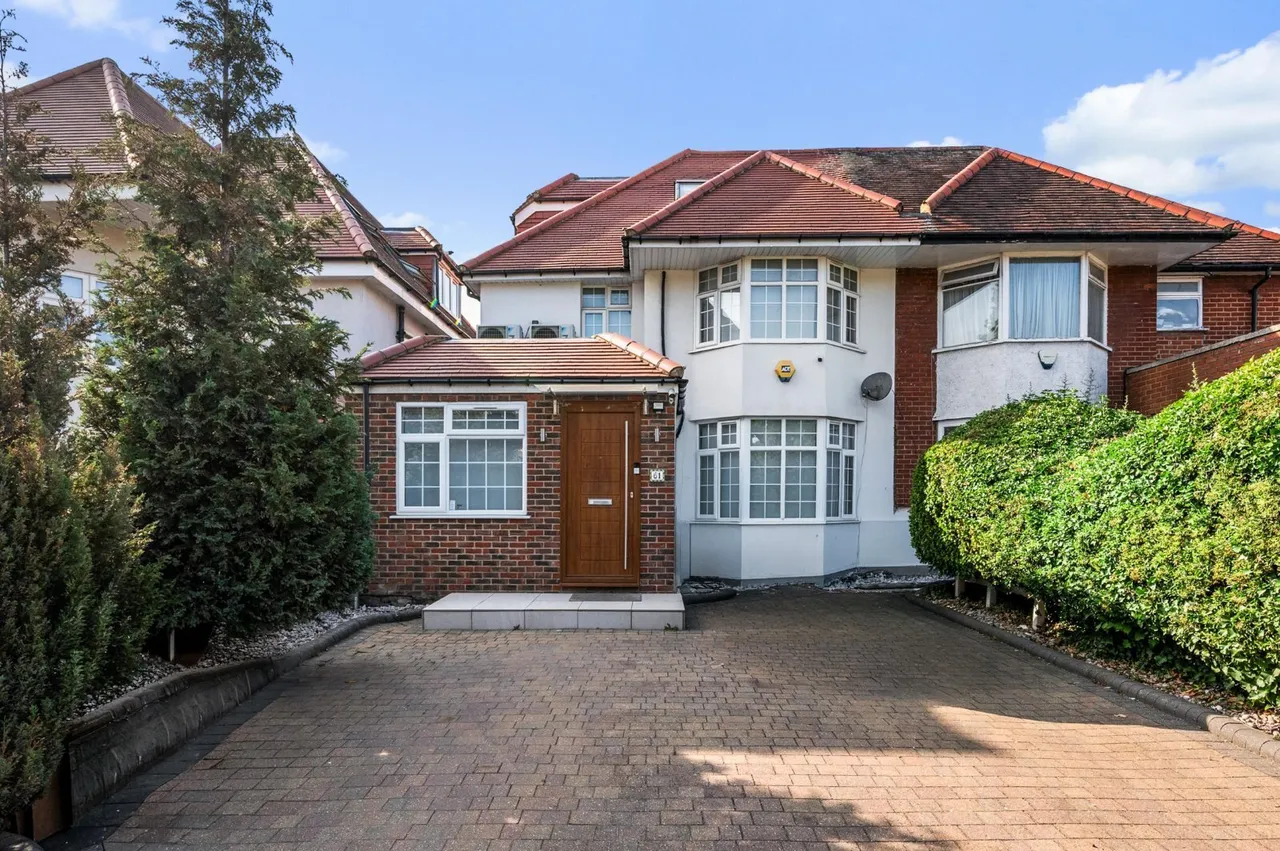 The Vale, London, NW11, photo 9