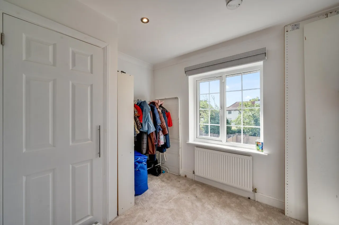 The Vale, London, NW11, photo 19