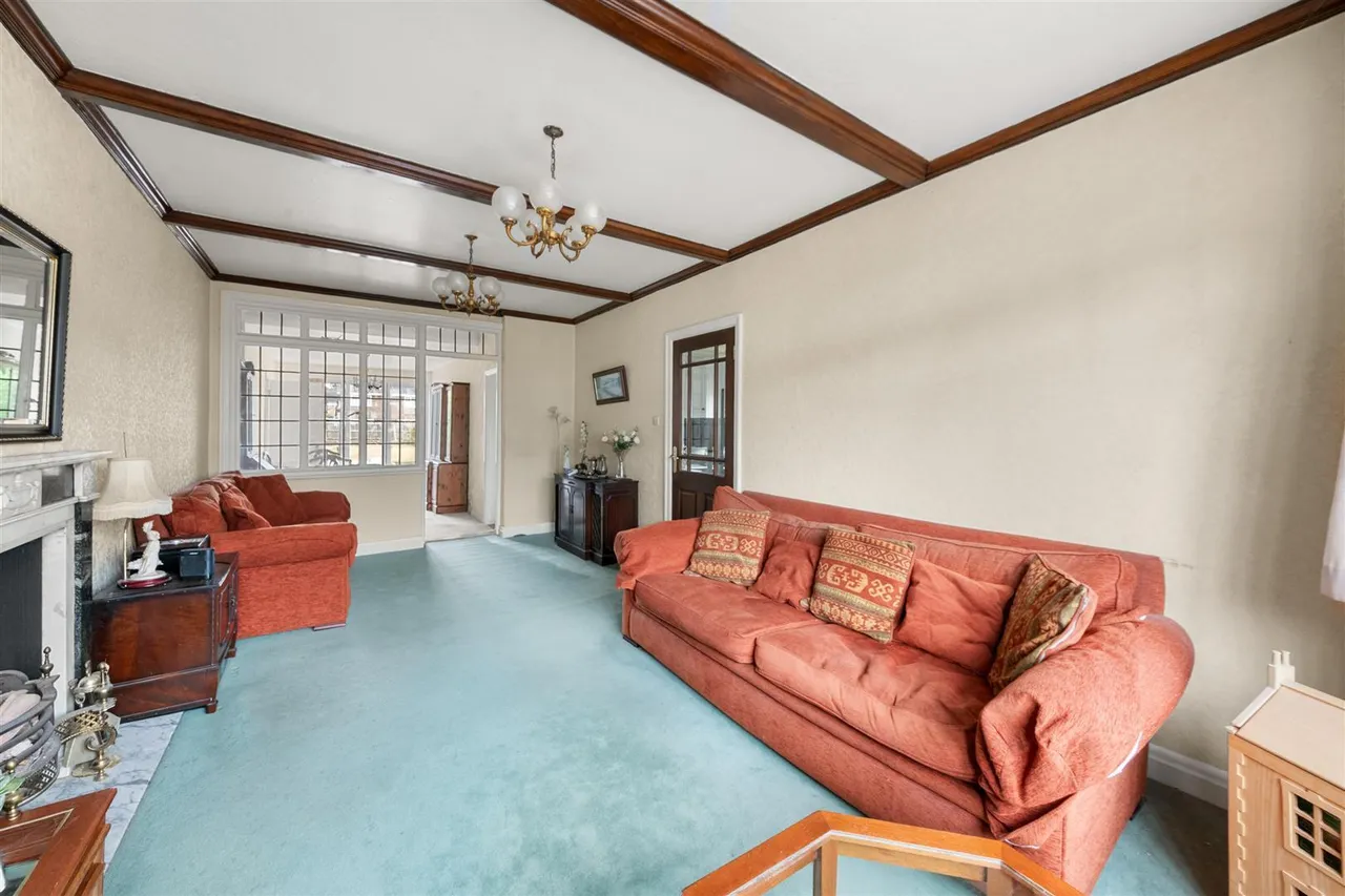Tudor Way, Hillingdon, photo 4