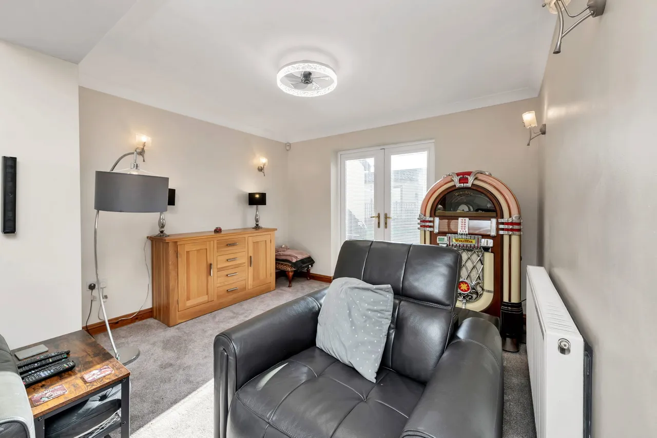 The Stiles, Godmanchester, Huntingdon, PE29 2JF, photo 4