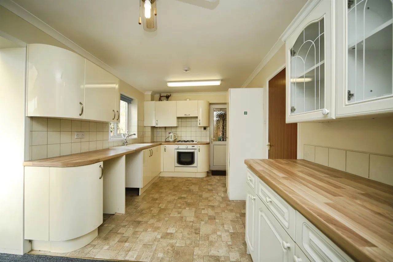Grafton Close, Taunton, photo 6