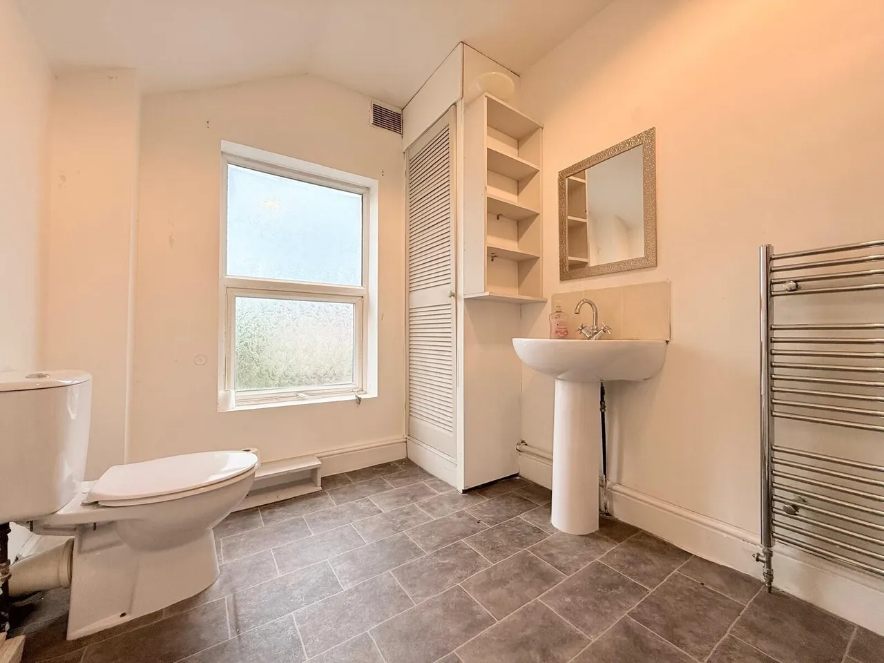 Abingdon Street, DE24, photo 9