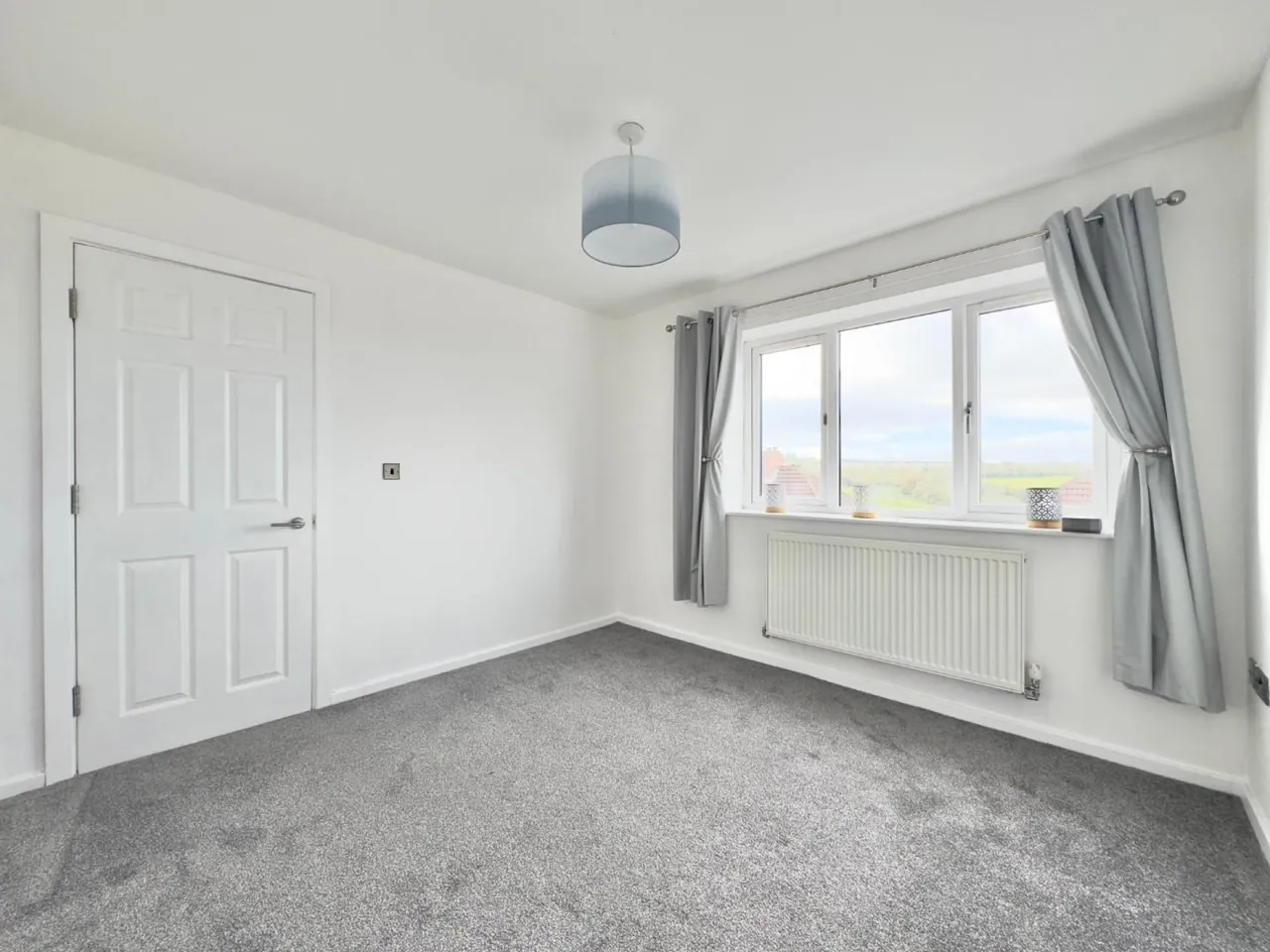 Worsbrough Road, Blacker Hill, Barnsley, photo 9