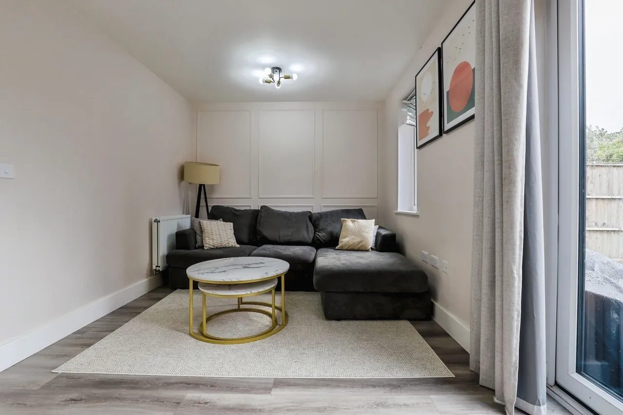 Minerva Close, Milton Regis, Sittingbourne, Kent, ME10, photo 2