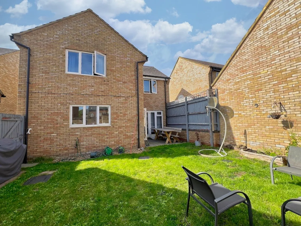 Chepstow Road, Oakley Vale, Corby, NN18, photo 5
