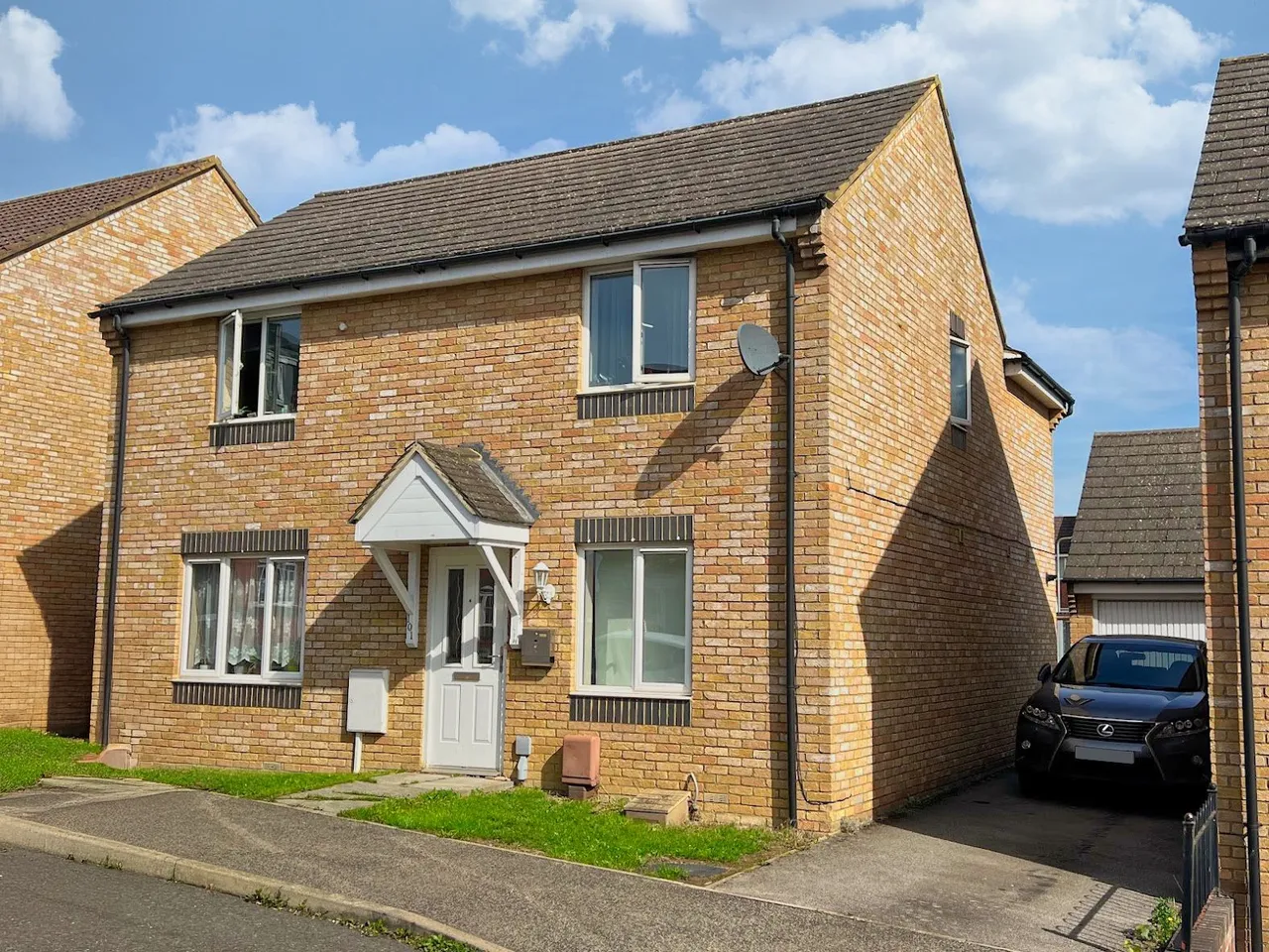 4 bed house for sale — Chepstow Road, Oakley Vale, Corby, NN18